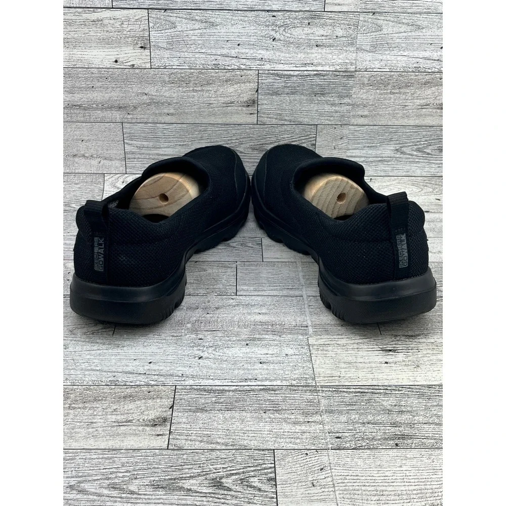 Skechers GoWalk Evolution Ultra‎ Womens Black Slip On Sneakers 15730 Size 9
